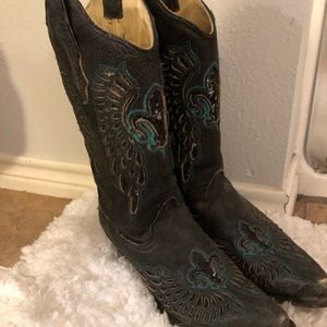 Coral black and teal boots size 9.5